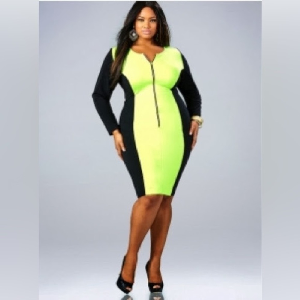 Monif C body con dress NWT
